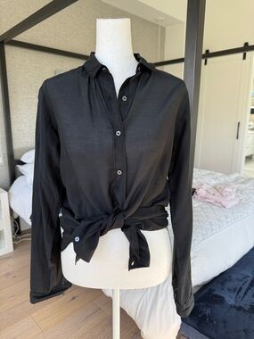 Pomandere Black Blouse
